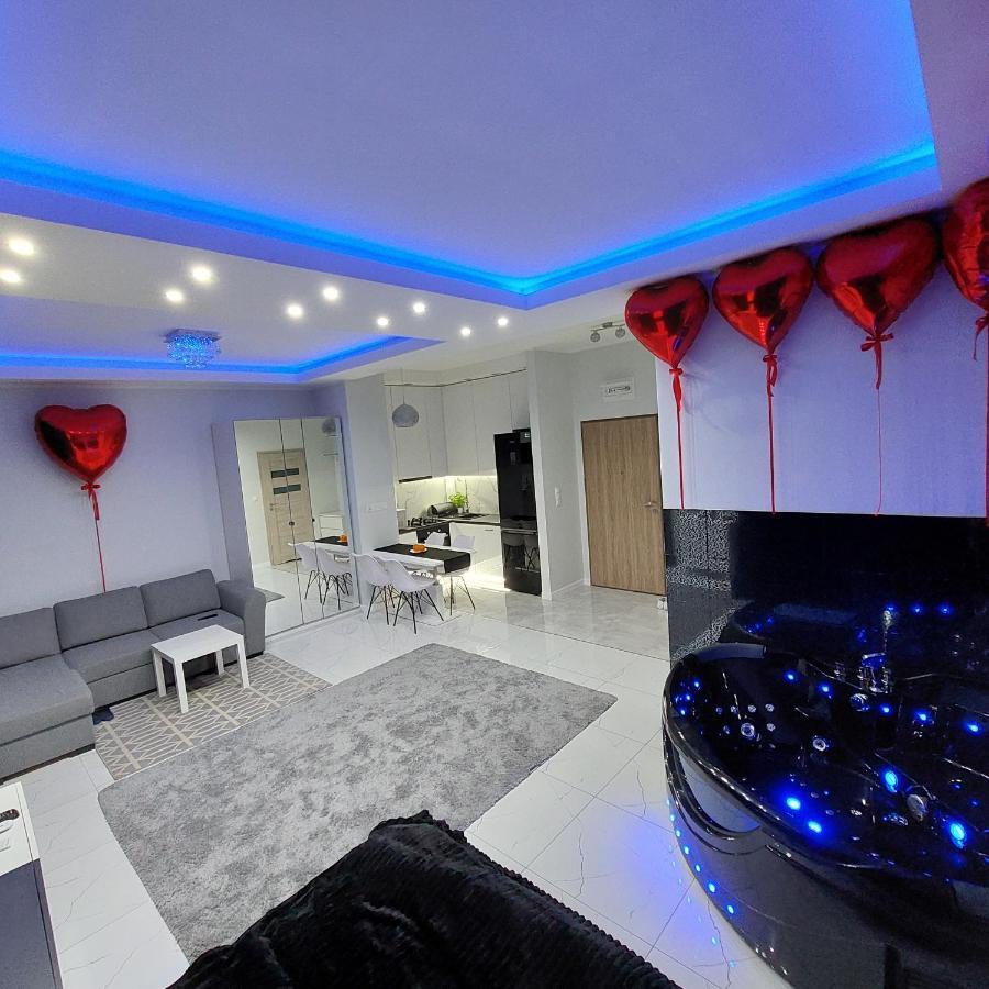 Mp Apartament Bialystok Jacuzzi Eksteriør billede