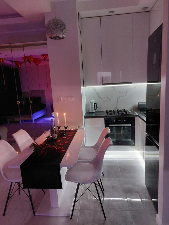 Mp Apartament Bialystok Jacuzzi Eksteriør billede